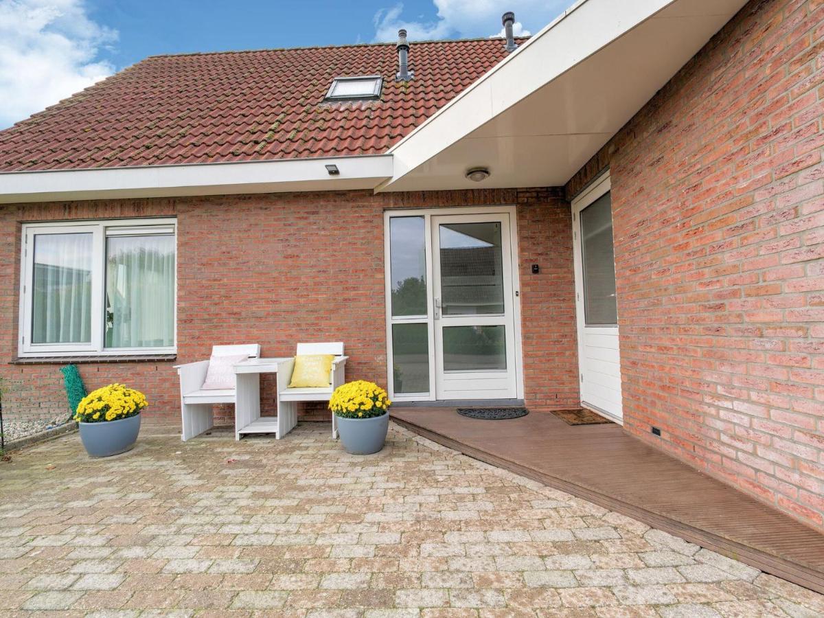 Captivating Holiday Home In Zeewolde Near Forest Esterno foto